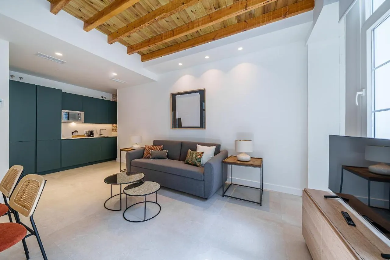Homely Malaga Mariblanca 17, Vegafuente Apartments 0*,